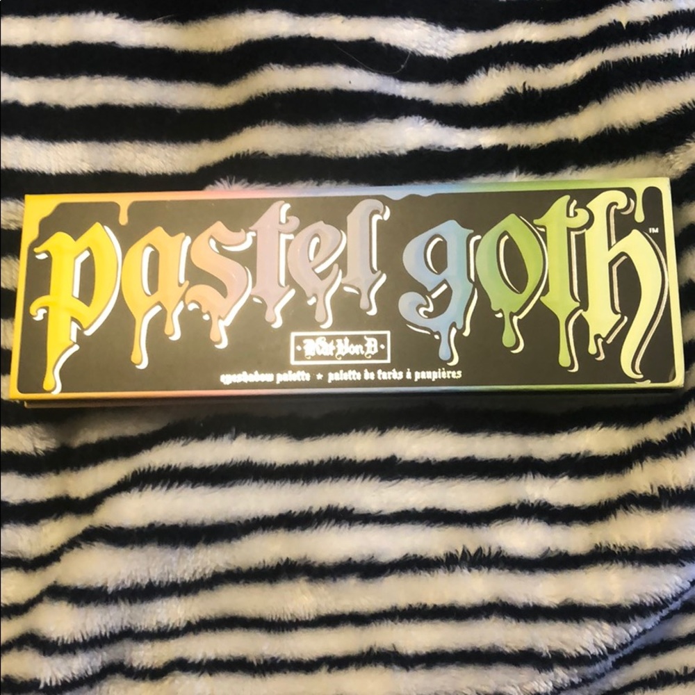 pastel goth